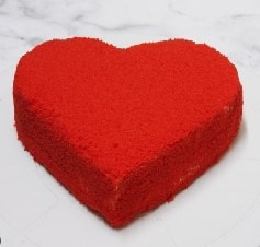 4-5 Kişilik Kırmızı Kalp Şeklinde Yaş Pasta - Özel Tasarım Karabük pasta siparişi