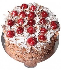 4 ile 6 kişilik Çikolatalı Frambuazlı yaş pasta Karabük pasta siparişi