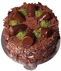4 Kişilik Çikolatalı Muzlu yaş pasta Eve teslim pasta KarabÃ¼k pasta sipariÅŸi
