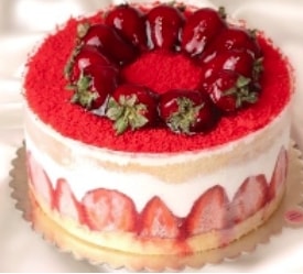 Hafif ve Lezzetli Çilekli Mois Pasta Karabük pasta siparişi