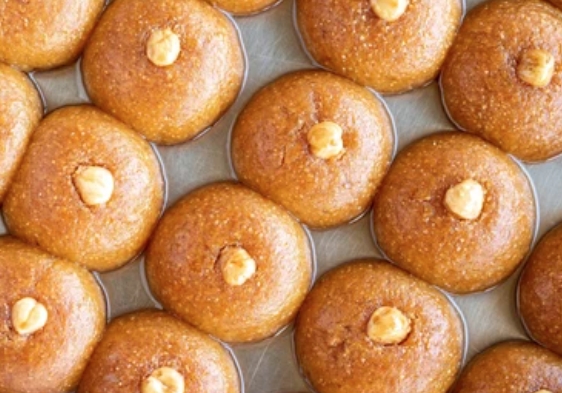 Özenle Hazırlanmış 1000 Gr Şekerpare Karabük pasta siparişi